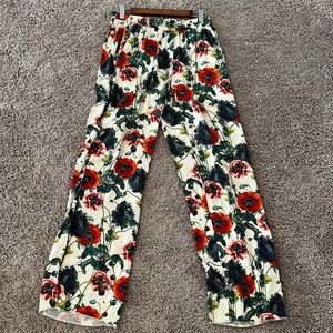 Flower stretchy pants